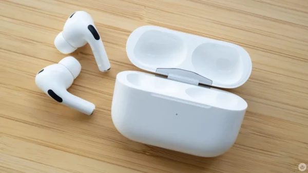 Apple Airpods Pro (2nd Generation) ANC Dubai Copy